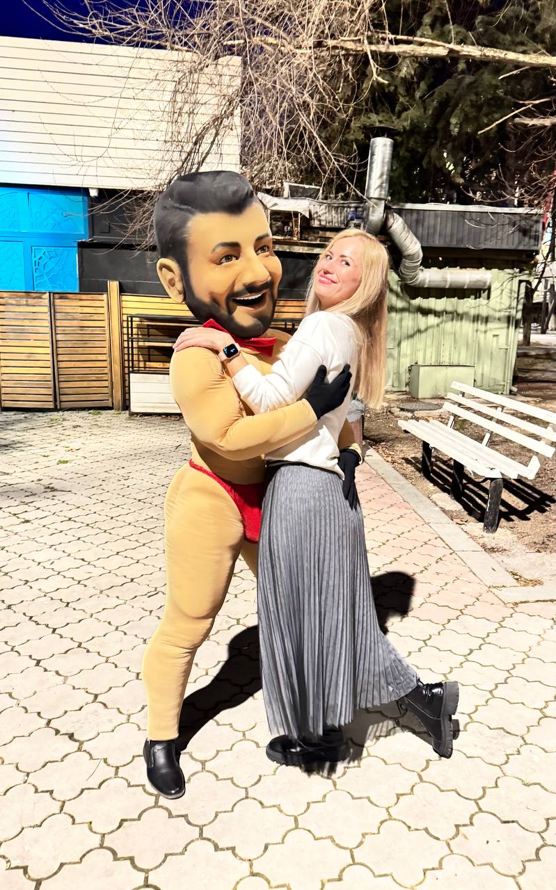 Кто дал вам право быть счастливым?